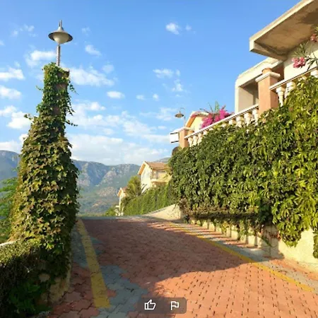 Sea View Apartment 2+1 Gold City 2 Floors Alanya